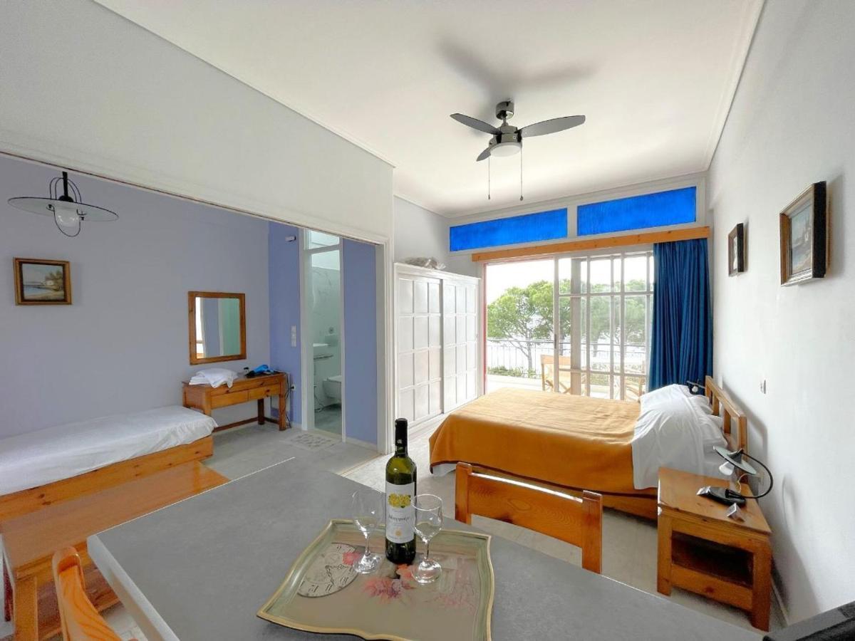 Theodora Apartments Avia Luaran gambar