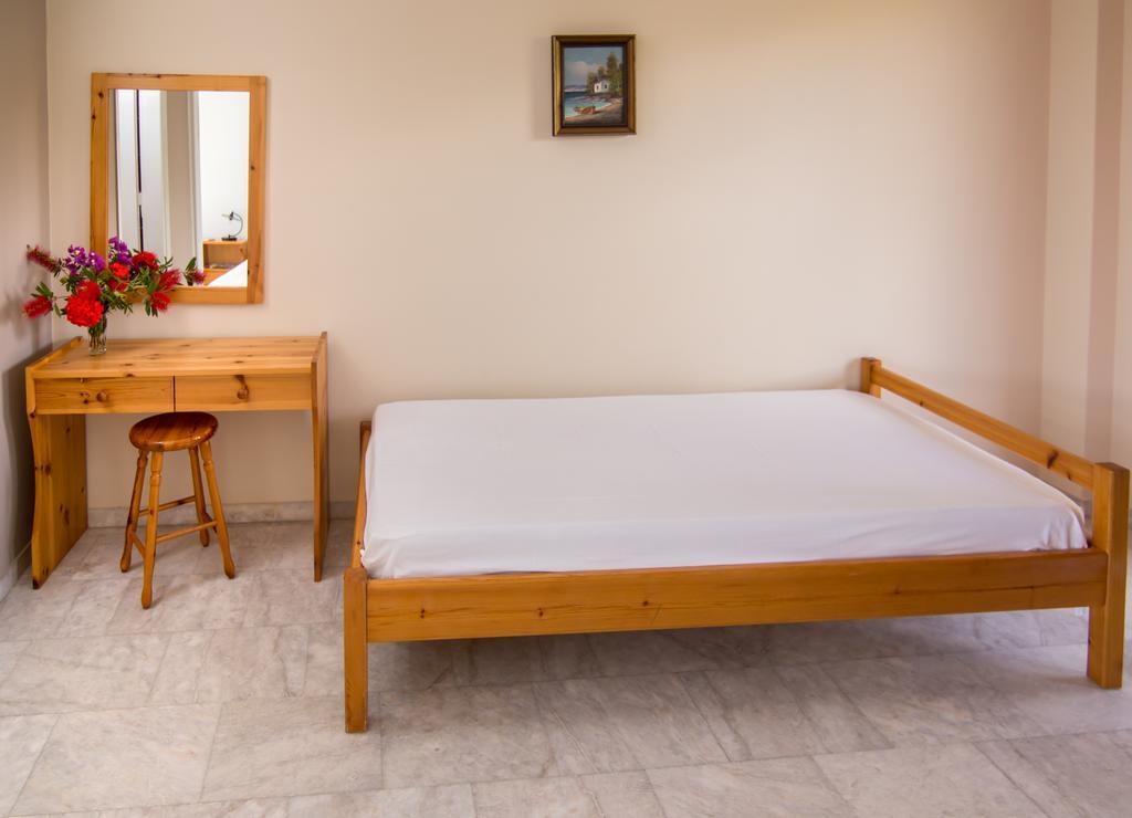 Theodora Apartments Avia Luaran gambar